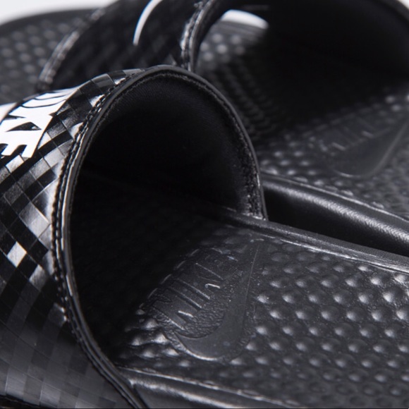 NWT Nike Benassi JDI  Black WMNS - Picture 7 of 8